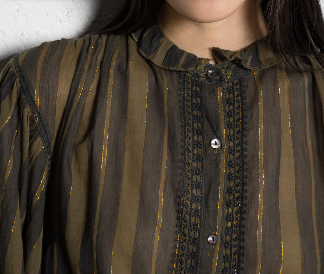 blouse maison hotel Anika par Allison Shop