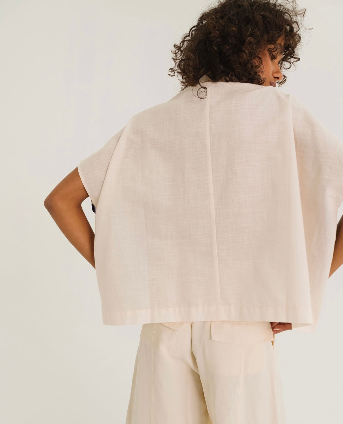 TINSELS – Cinzia Palmito pecan