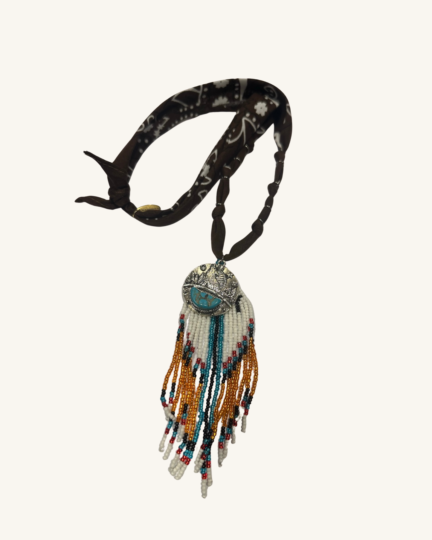 Collier Bandana Marron – Breloque & Franges Perlées