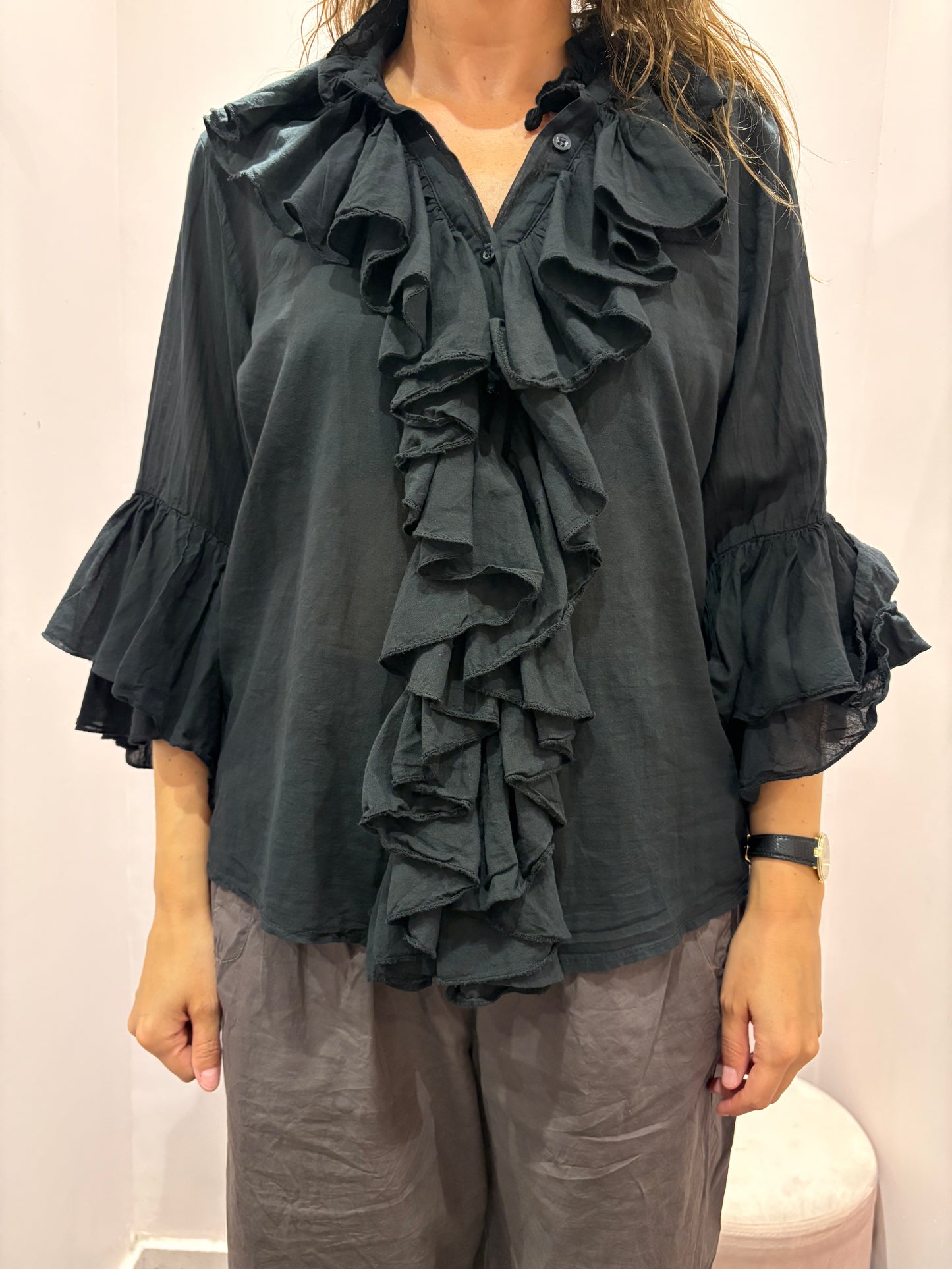 Chemise à jabots et froufrous Johanna