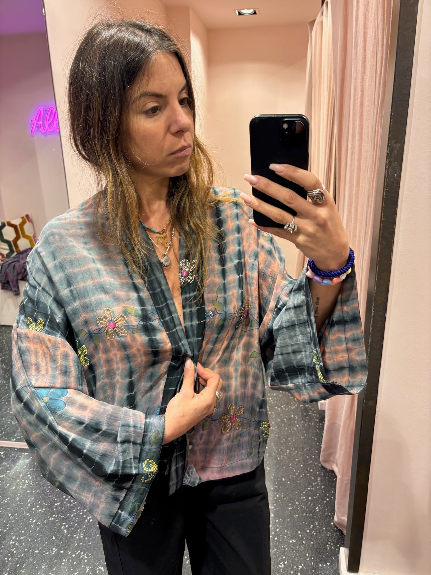 Kimono en soie et broderies