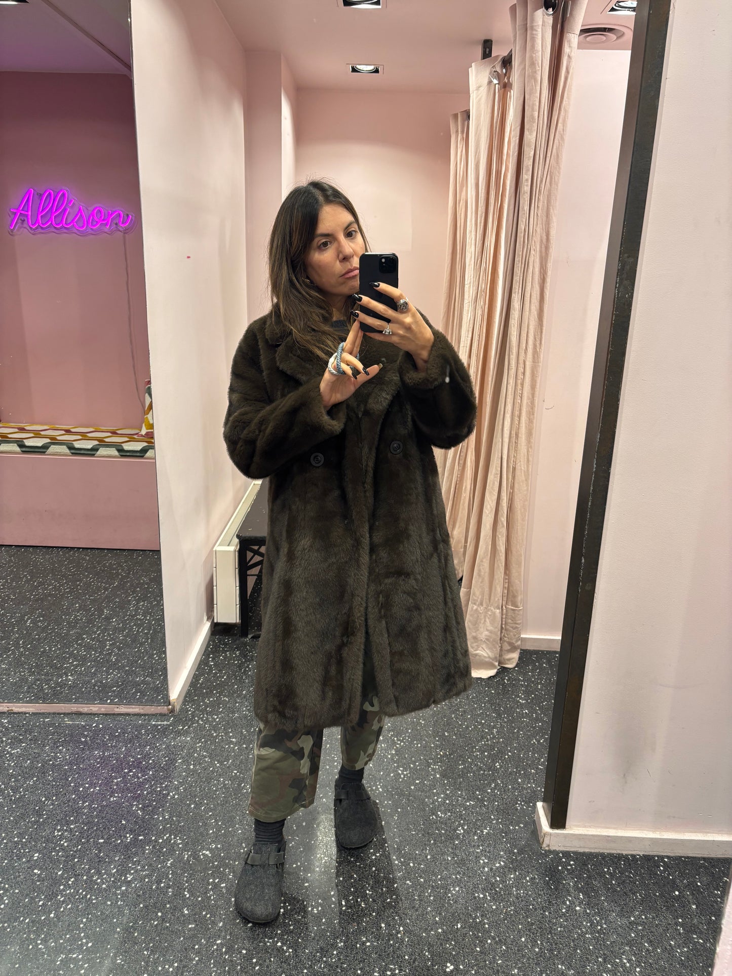 Manteau long en fausse fourrure marron