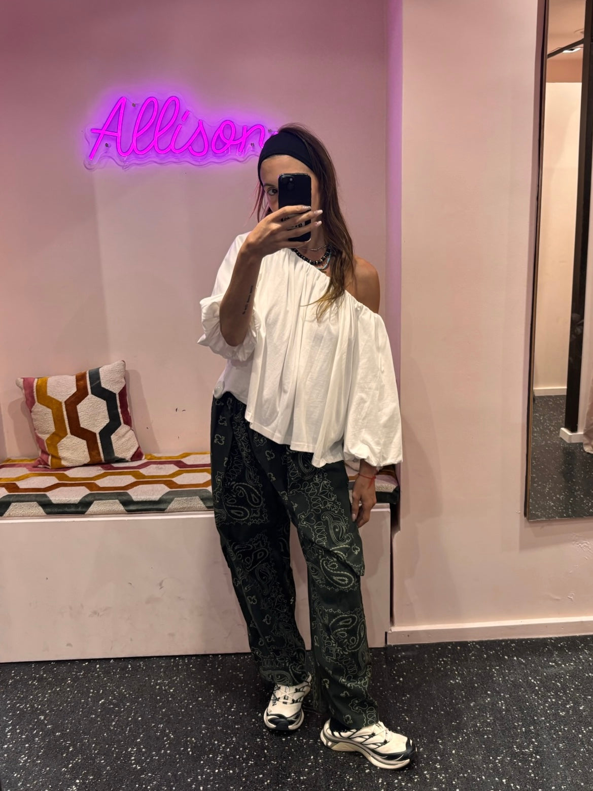 THE CORNER - Pantalon cargo imprimé bandana