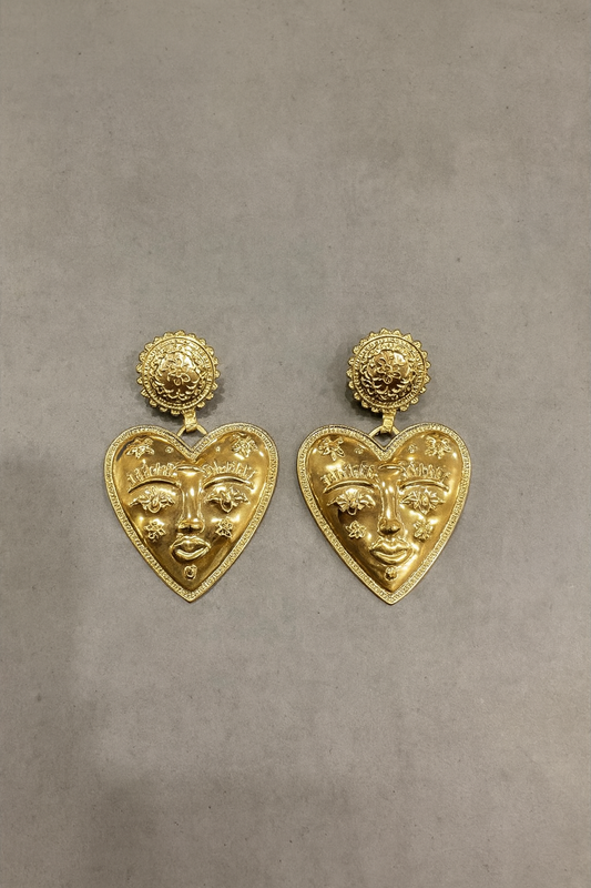Boucles d'oreilles XL, centre visages sculptés