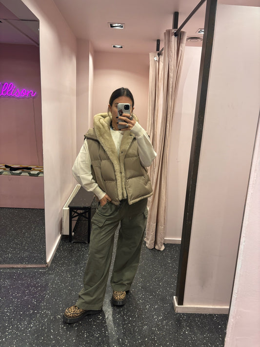 Doudoune courte taupe sans manche doublure amovible