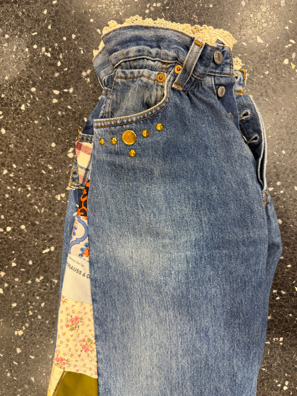 STUDIO HAS BEEN - Jeans upcyclés pièces uniques
