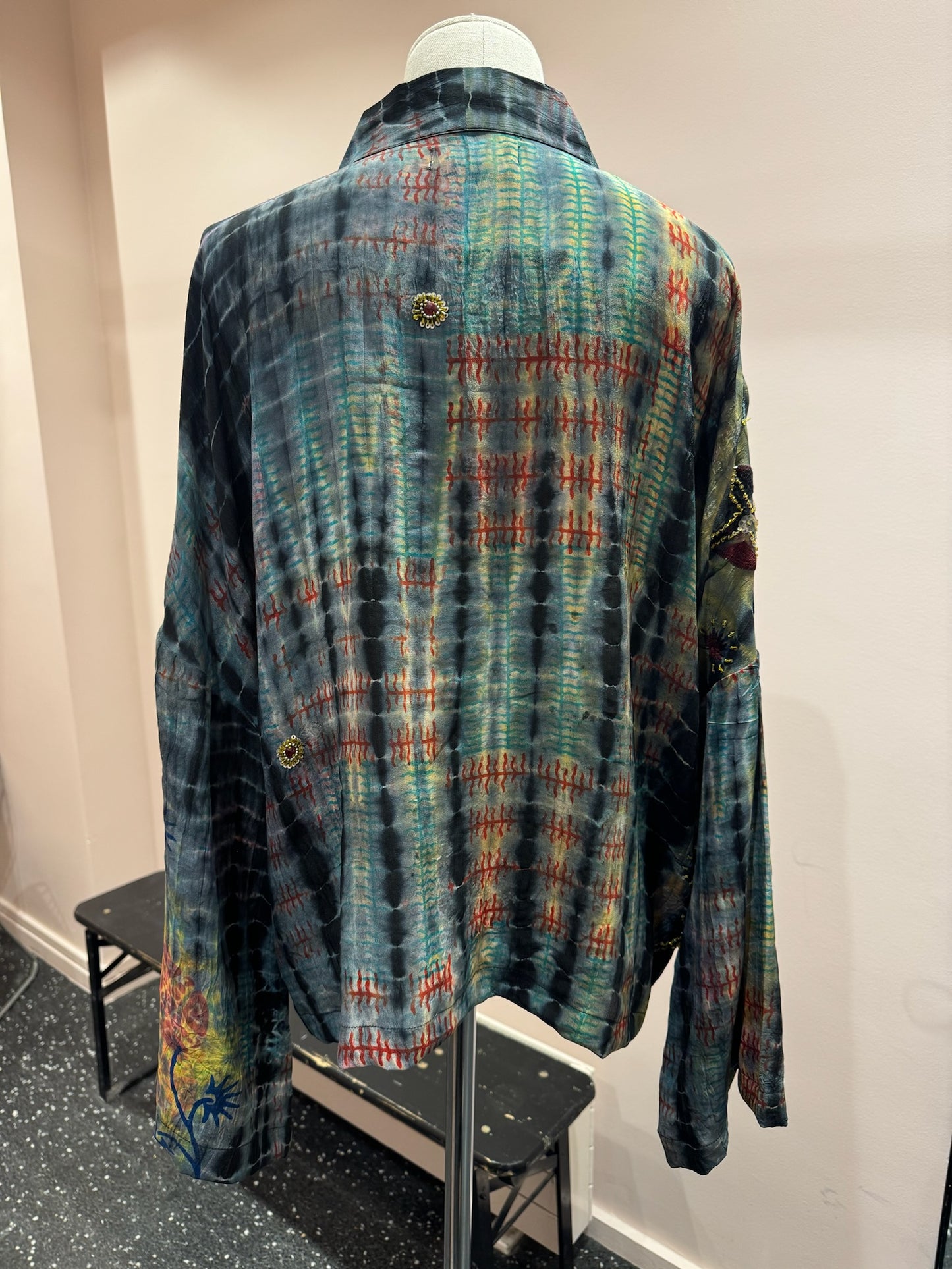 Kimono en soie et broderies