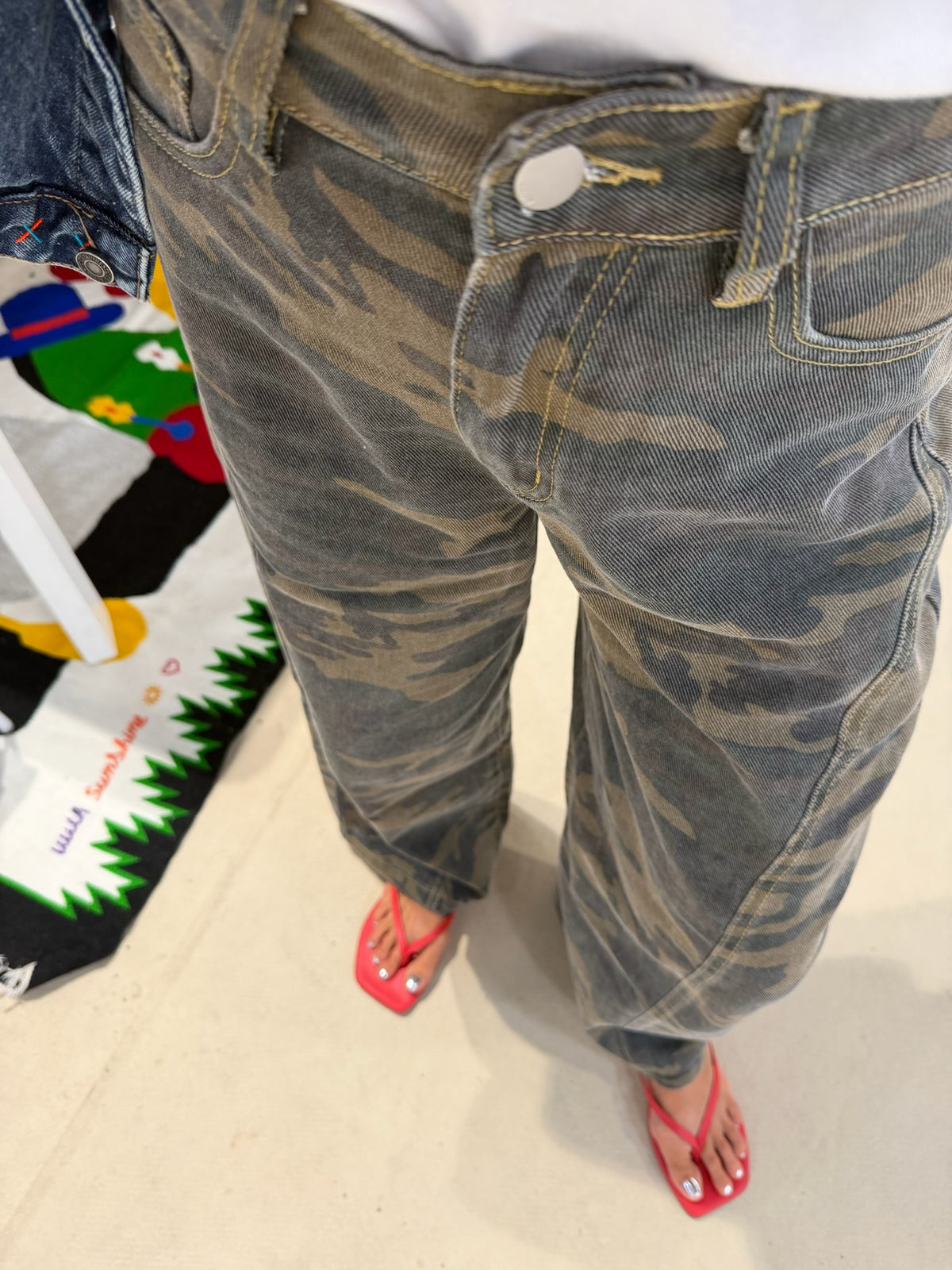 THE CORNER - Jean barrel camo
