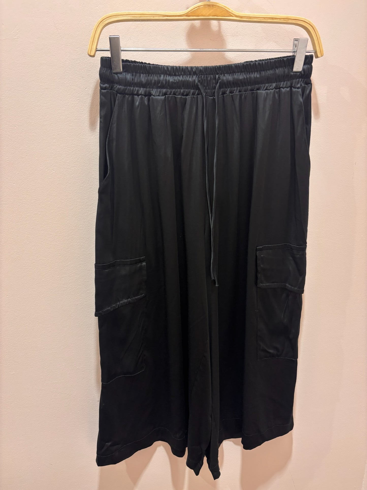 JOHANNA - Bermuda satin