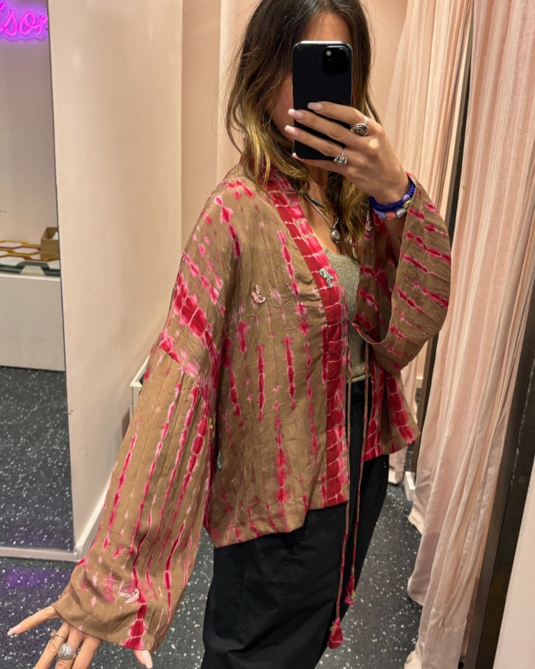 Kimono en soie et broderies