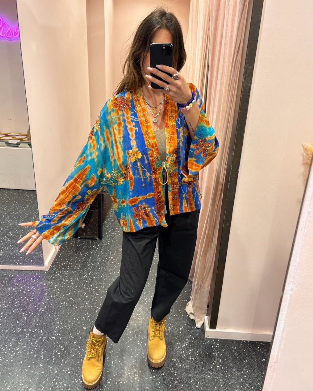 Kimono en soie et broderies