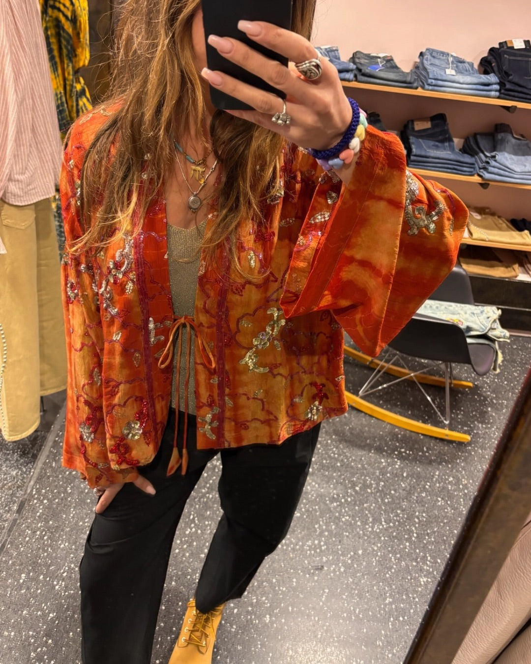 Kimono en soie et broderies