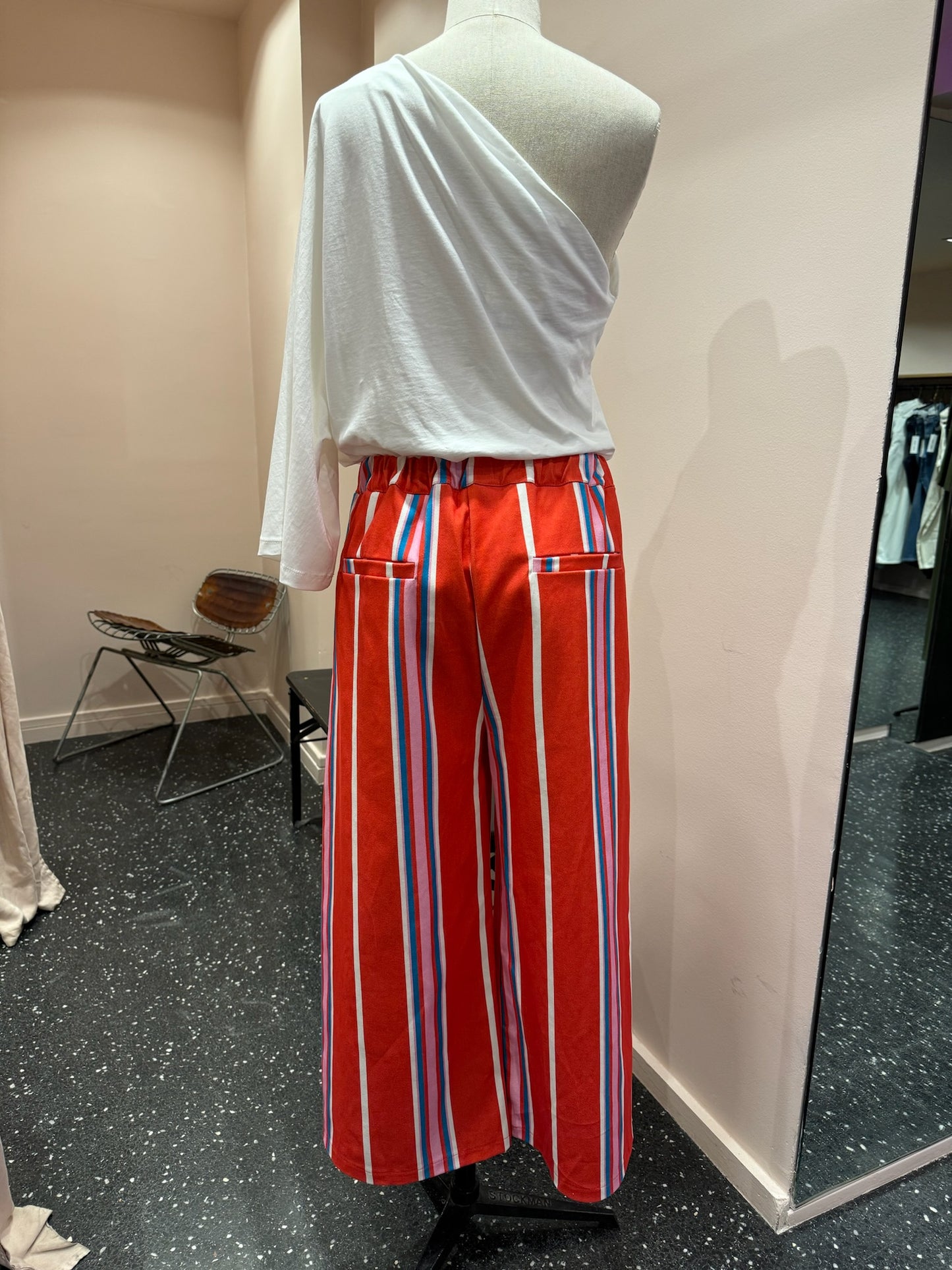 MOMENT - Pantalon à rayures multicolore