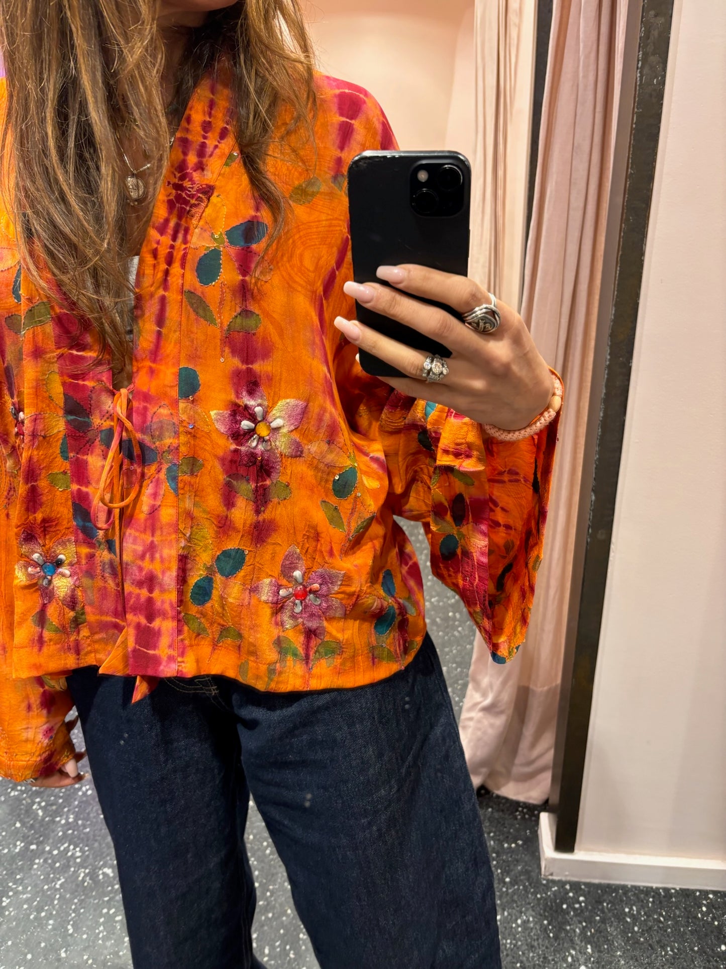 Kimono en soie et broderies