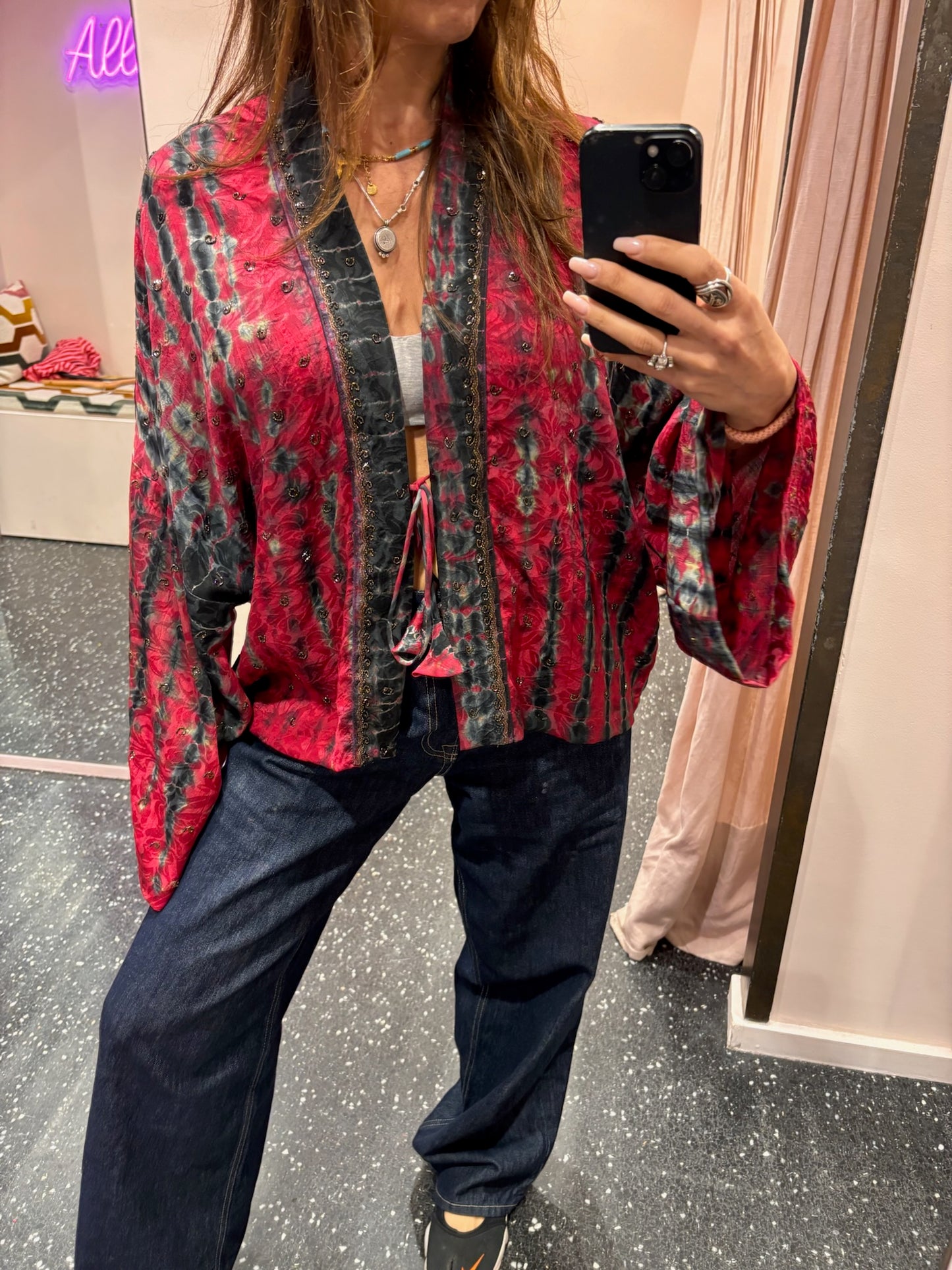 Kimono en soie et broderies
