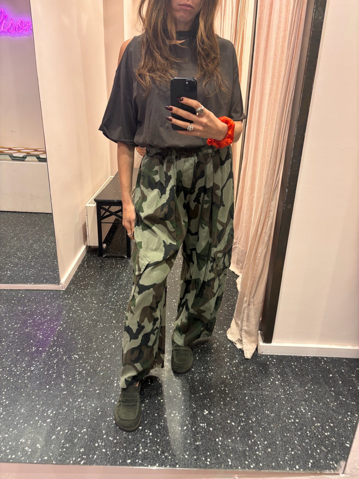 MOMENT- Pantalon cargo imprimé camouflage
