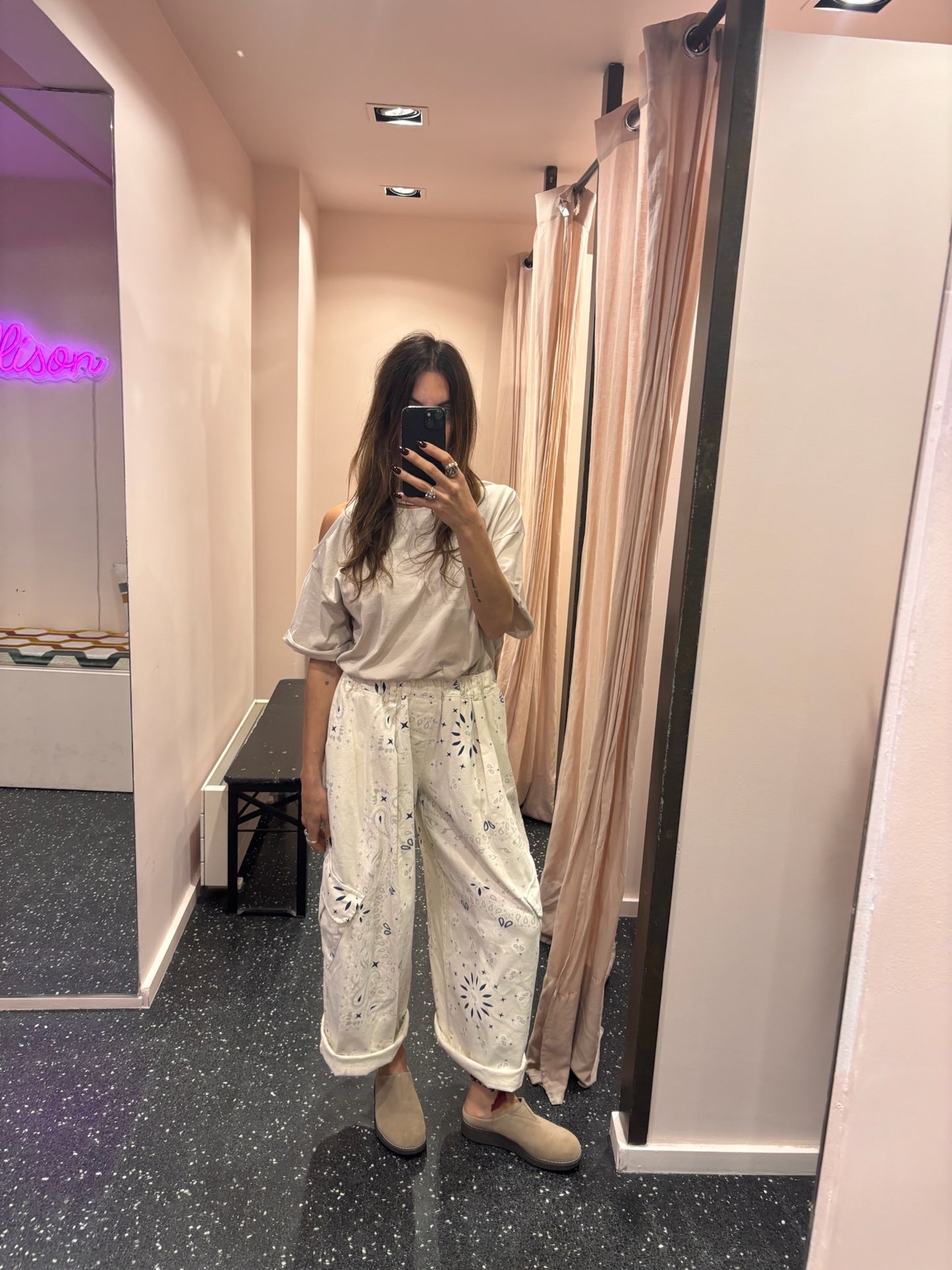 MOMENT- Pantalon cargo imprimé bandana