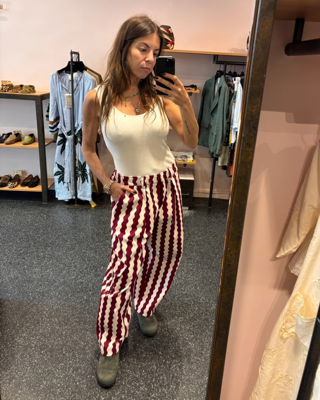 MOMENT- Pantalon cargo imprimé rayures ondulées