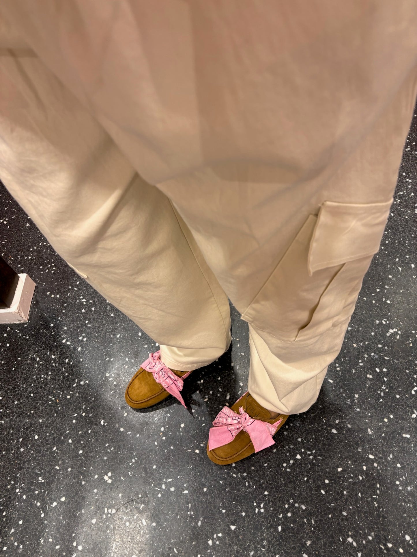 Mocassins en daim cognac & bandana rose - TORAL