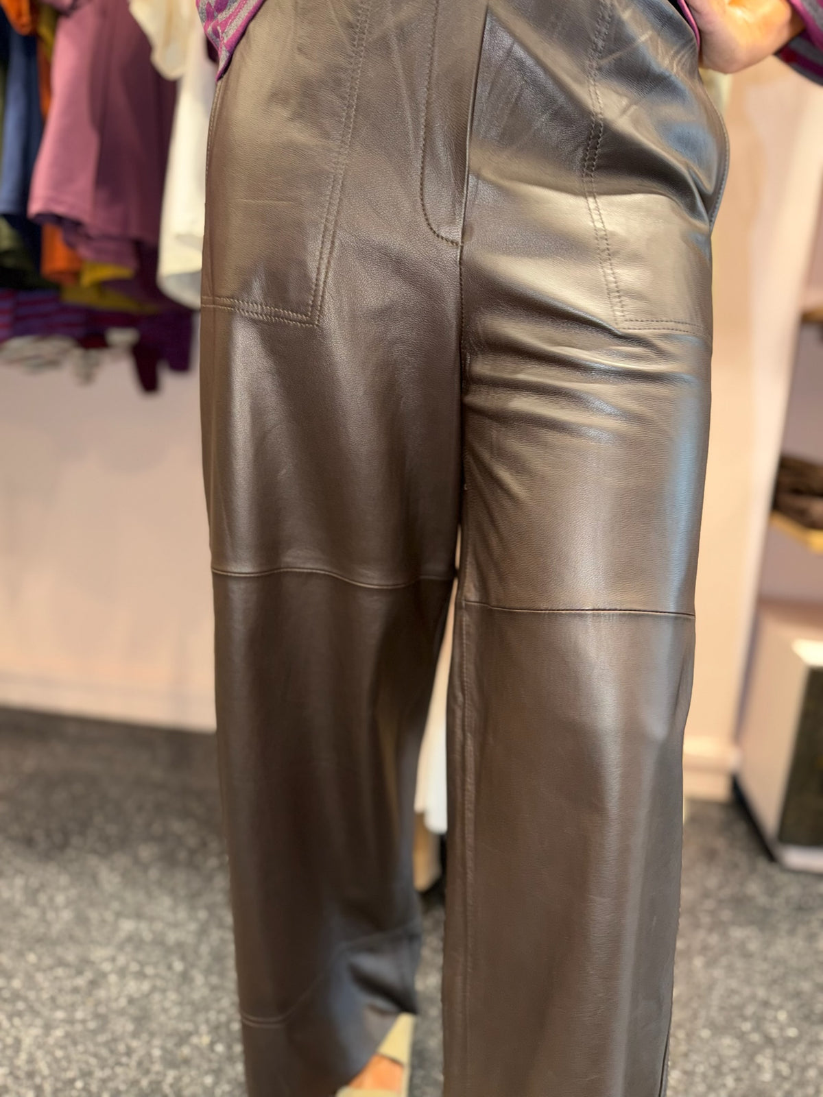 OAKQWOOD- Pantalon large en cuir