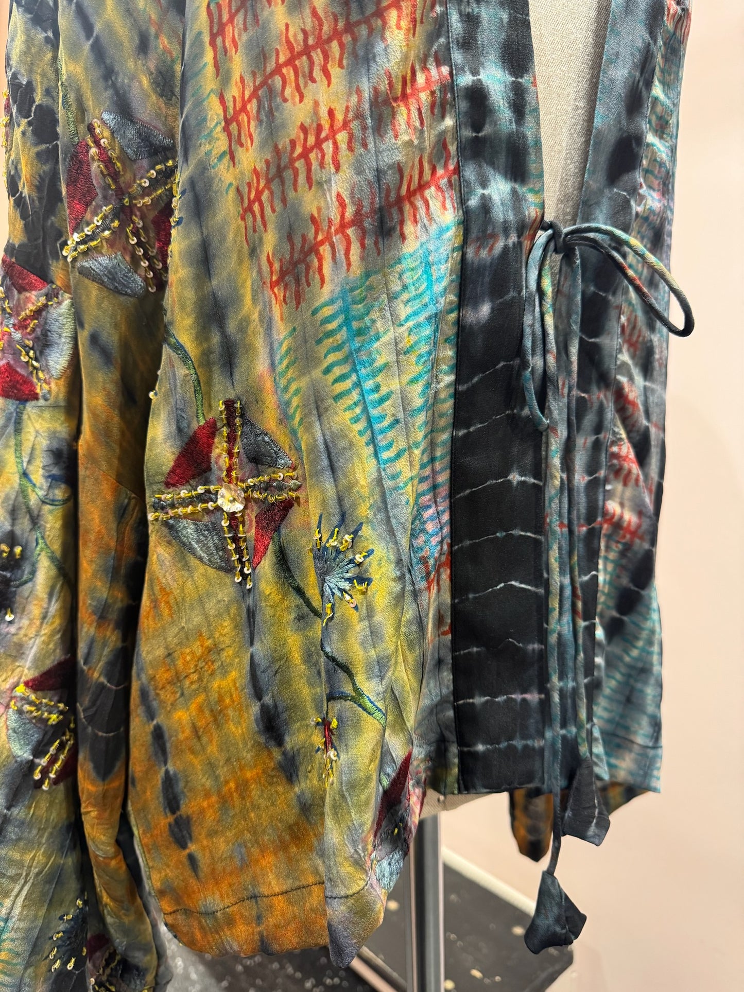Kimono en soie et broderies