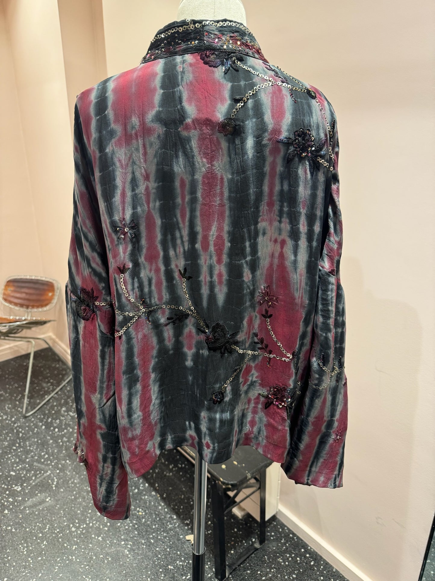 Kimono en soie et broderies