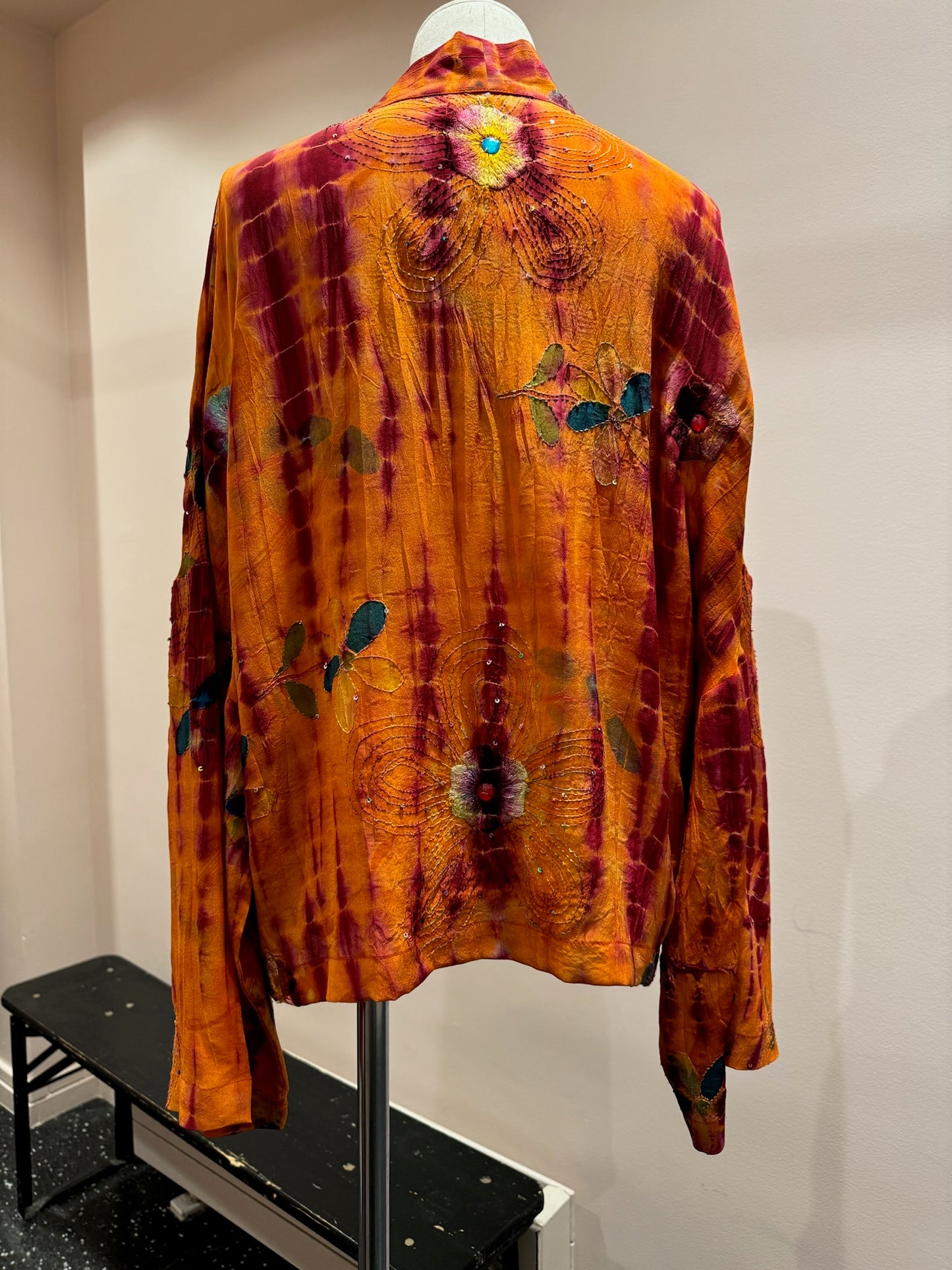 Kimono en soie et broderies