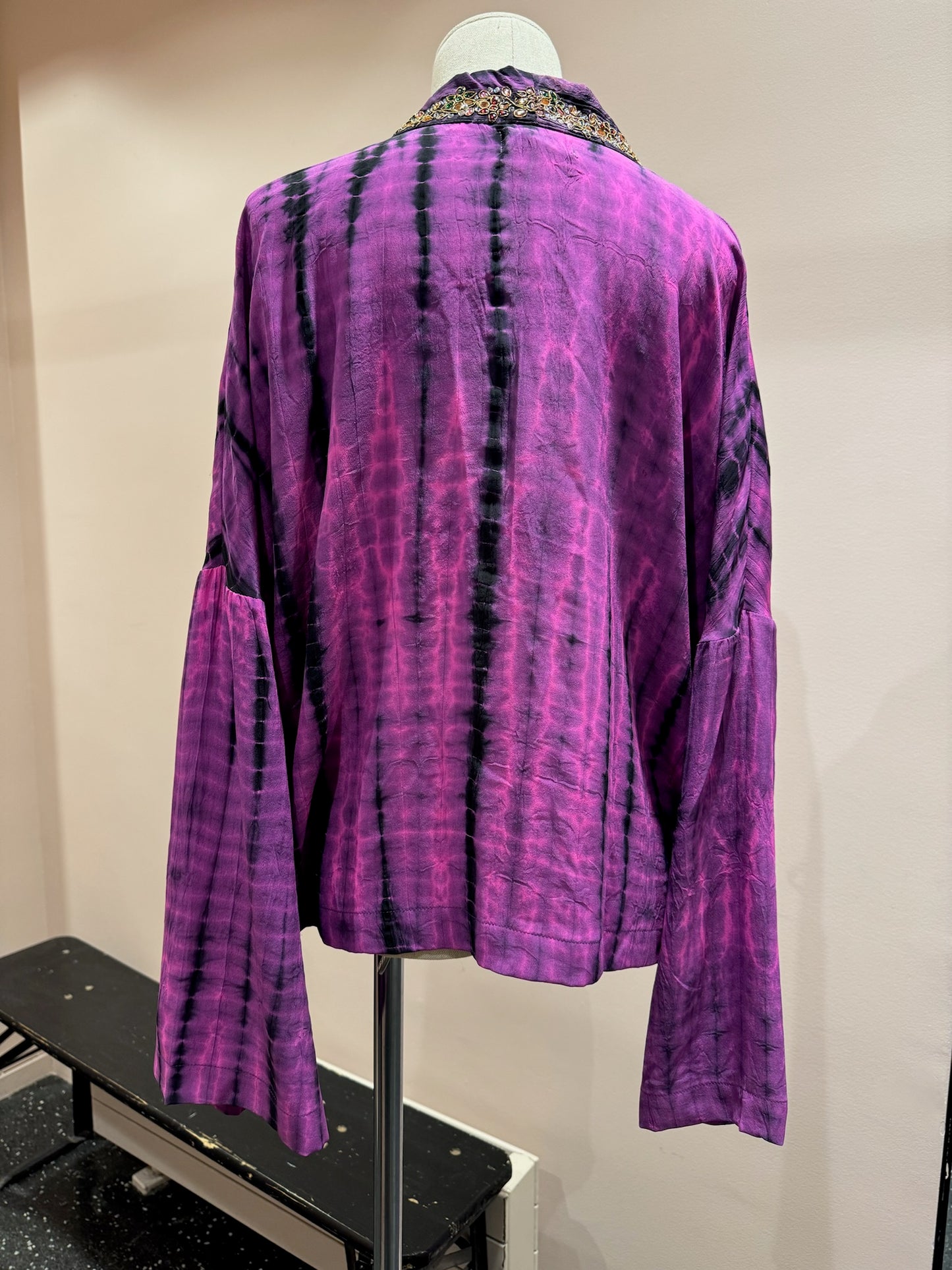 Kimono en soie et broderies