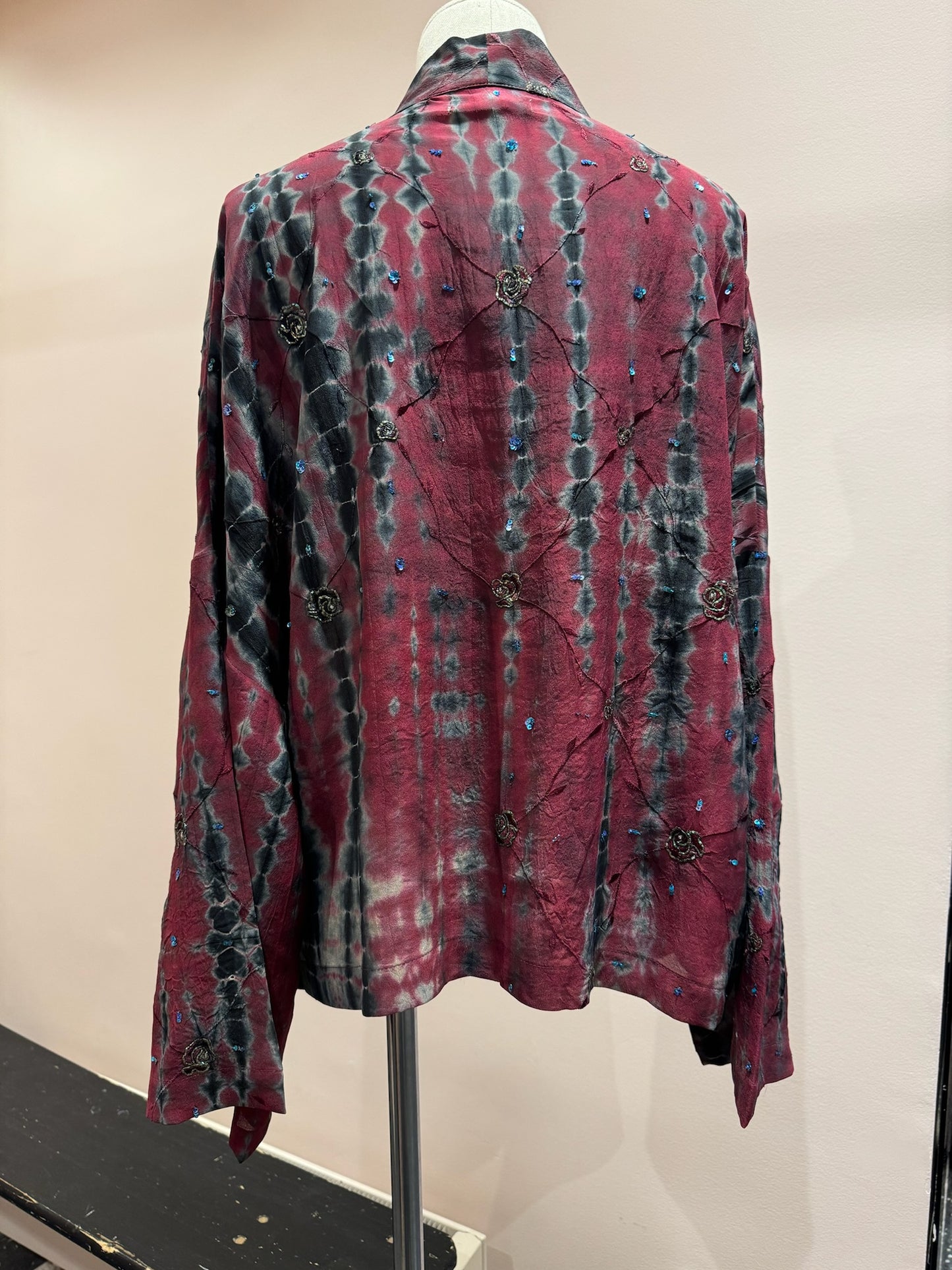 Kimono en soie et broderies