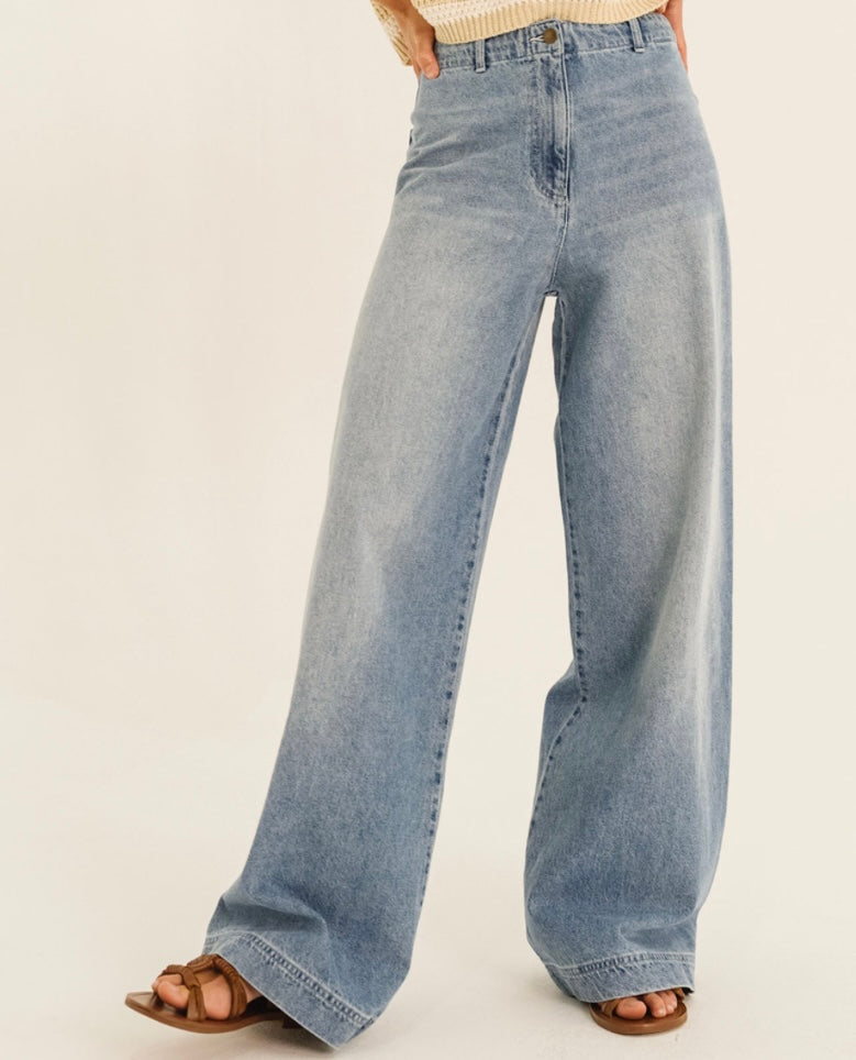 TINSELS - Jean Eden on Blue écume