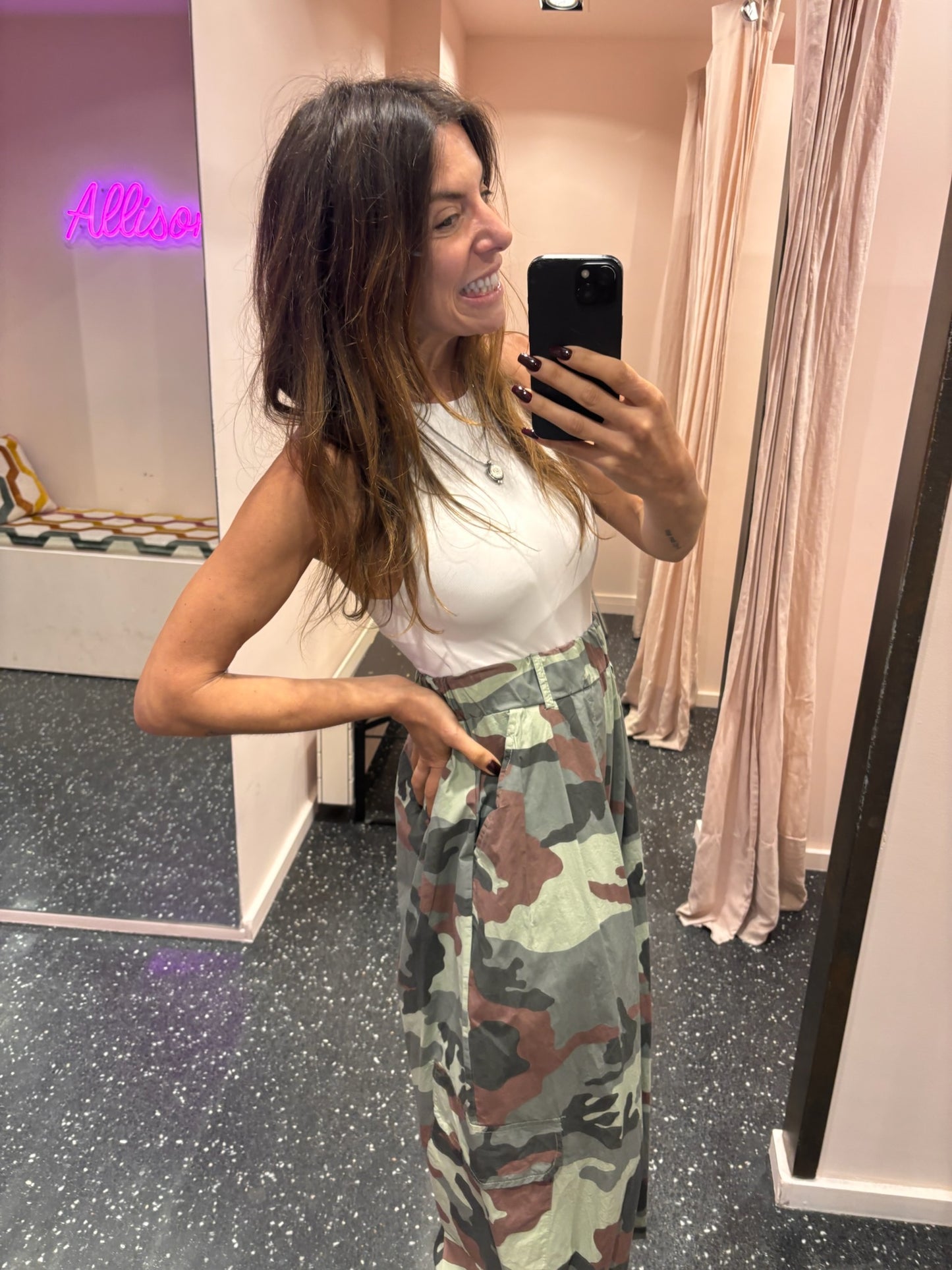 JOHANNA - cargo militaire ou uni
