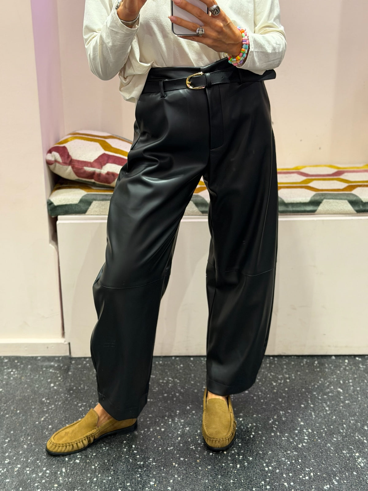 IMPERIAL DIXIE - Pantalon barrel en similicuir