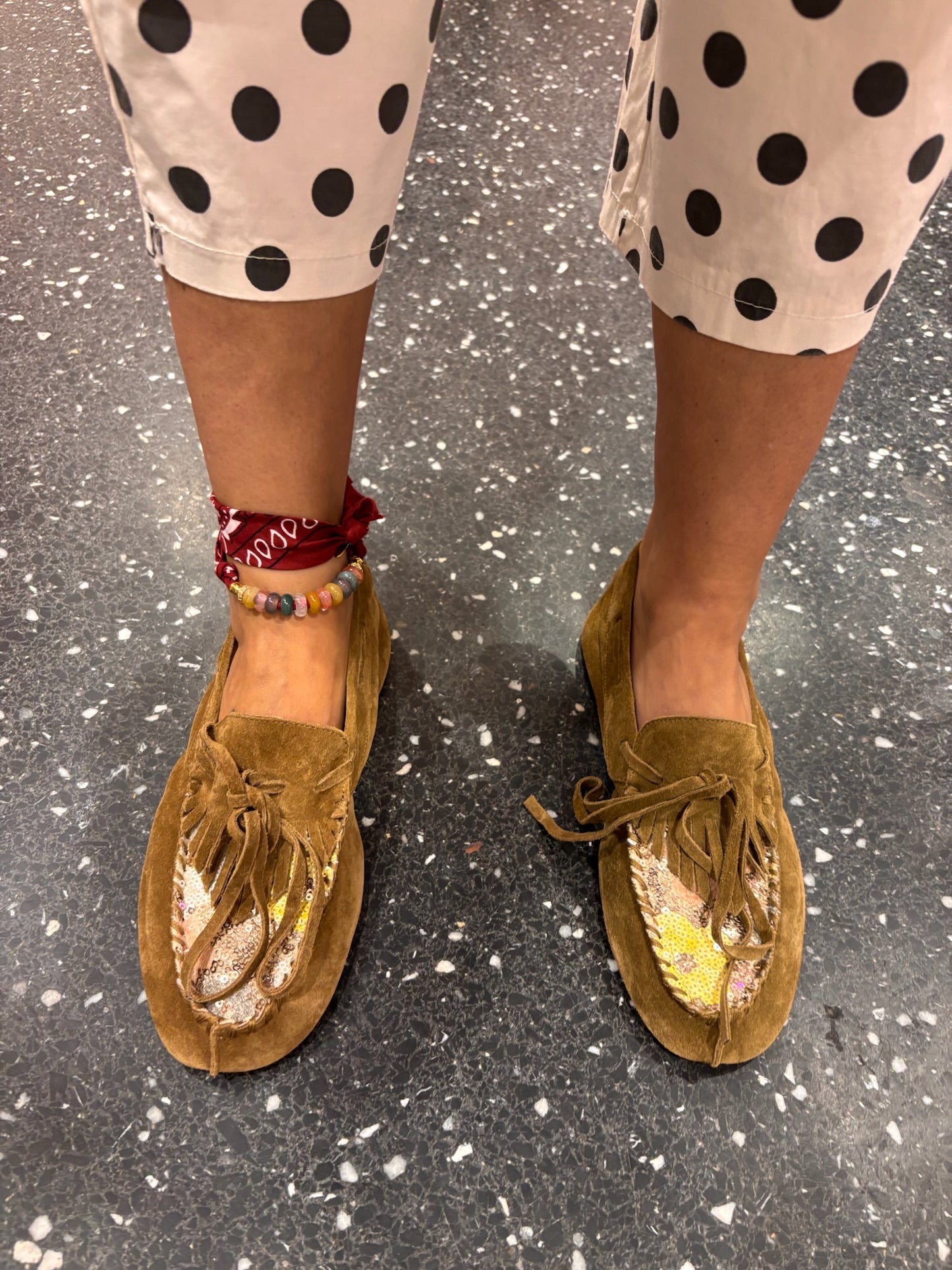 Mocassins souples en daim et sequins dorés - ANNIEL