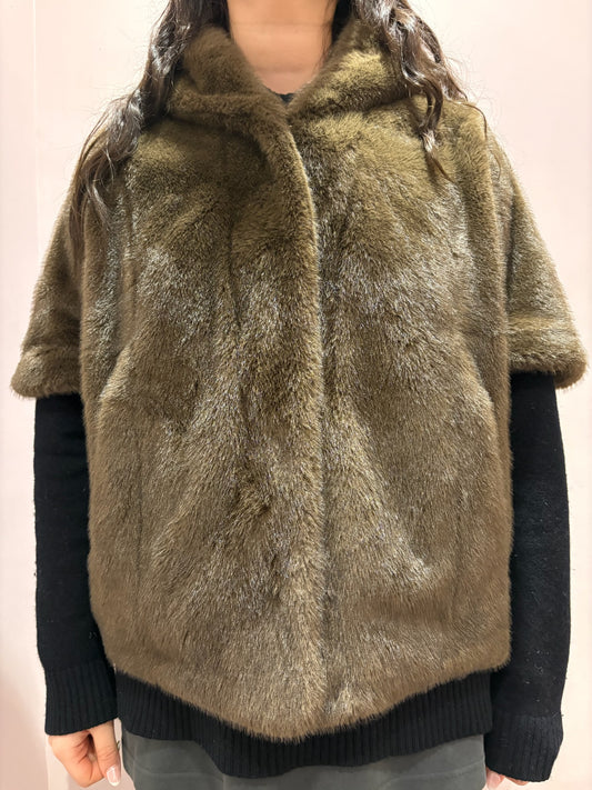 Cape en fausse fourrure marron