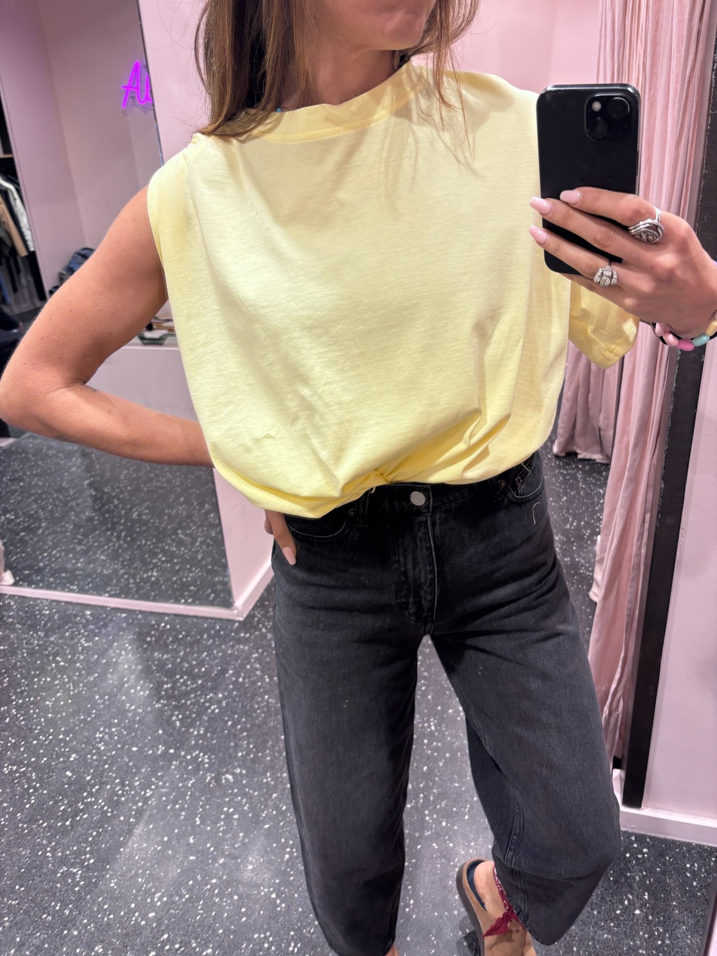 T-shirt une manche