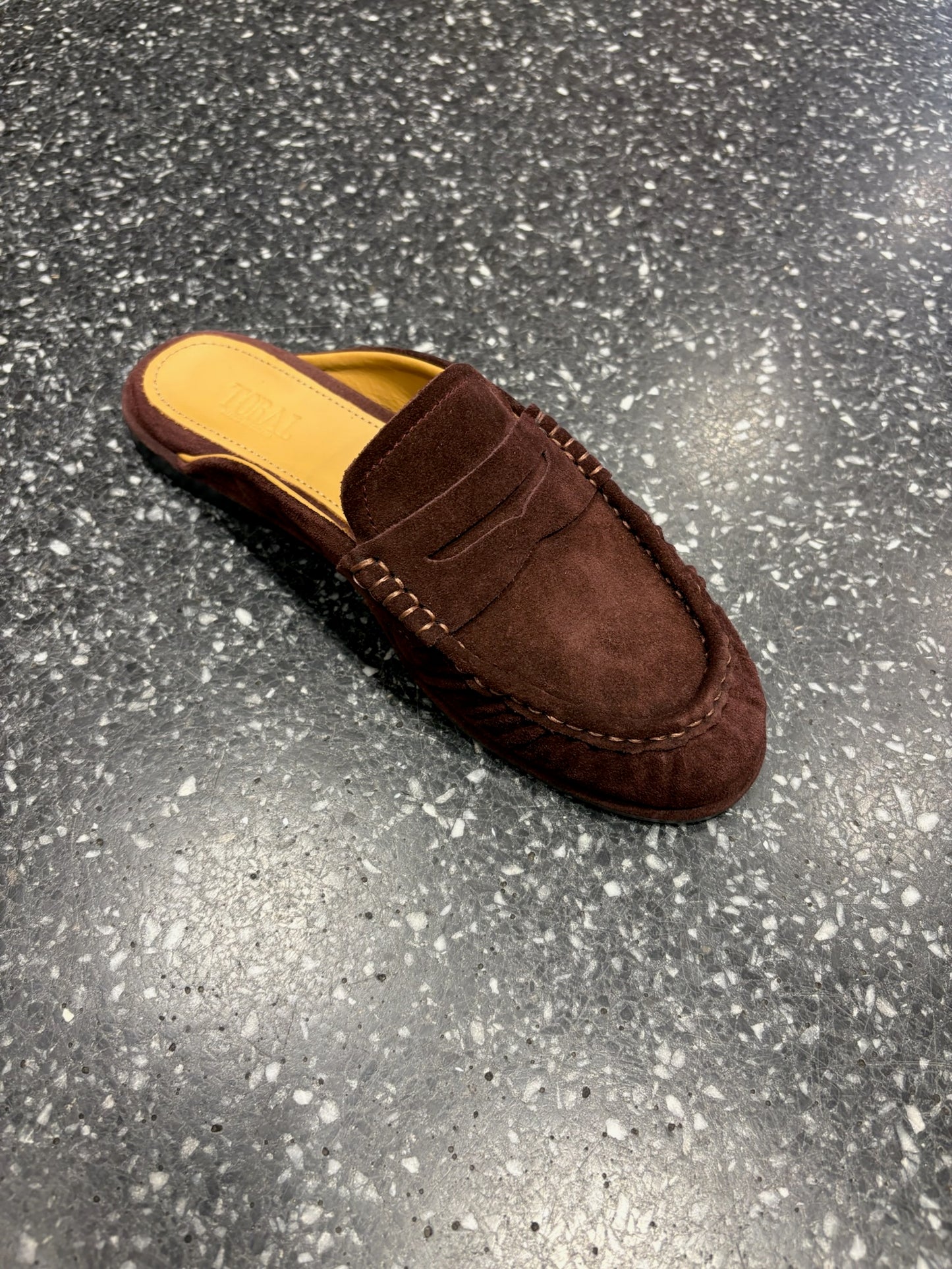 Mules en daim couleur médoc - TORAL