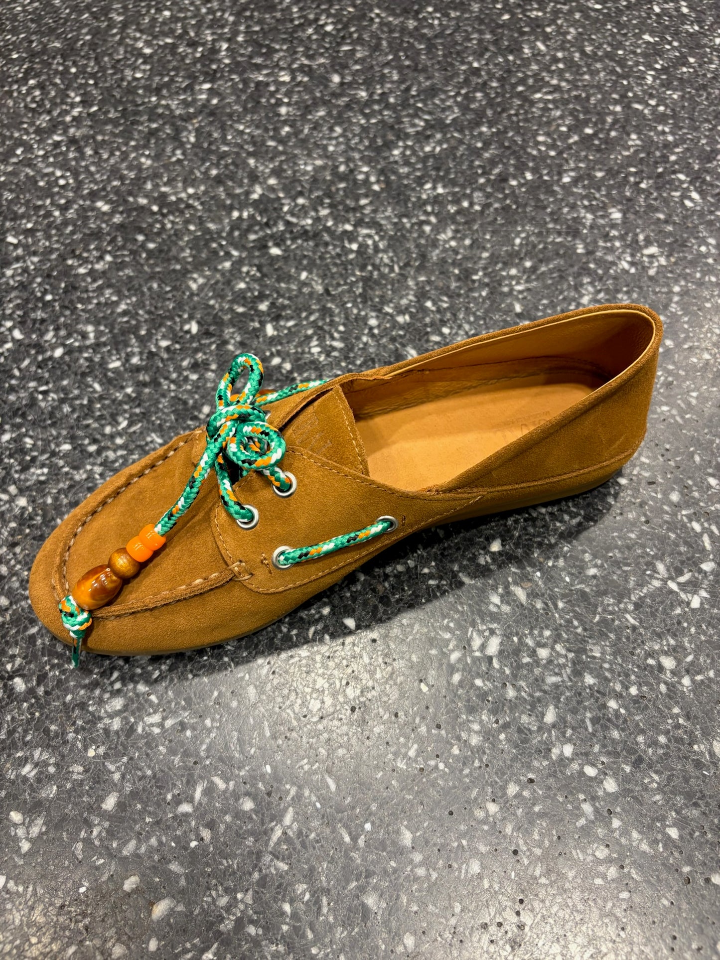 Mocassin en daim noisette à lacets cordage - TORAL