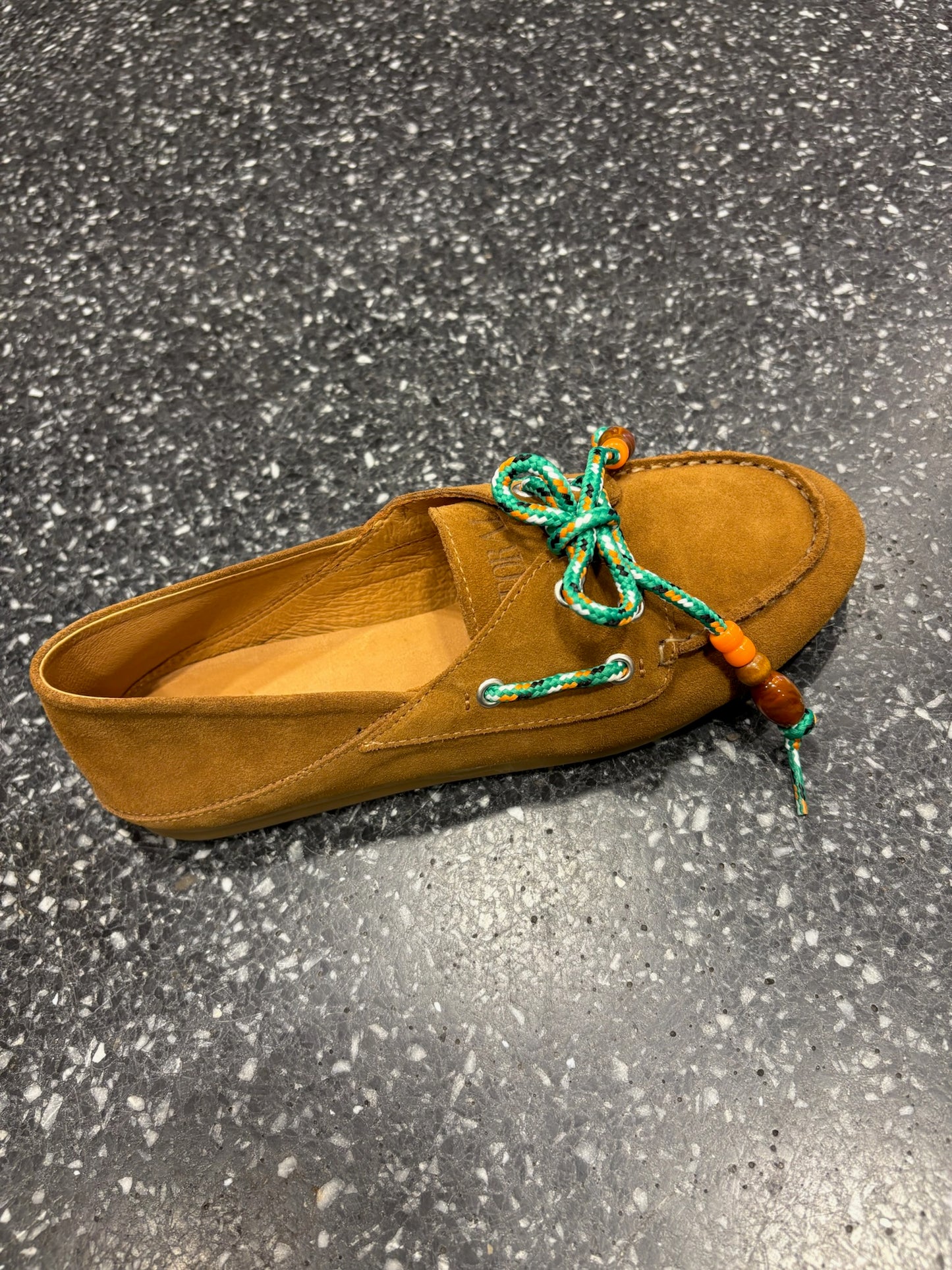 Mocassin en daim noisette à lacets cordage - TORAL