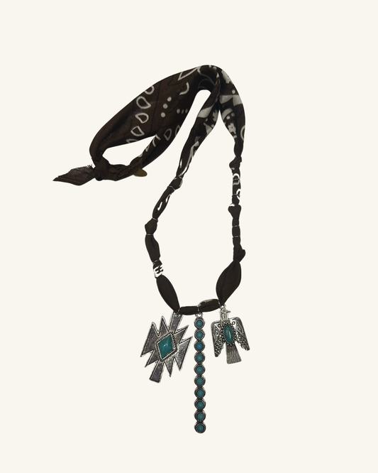 Collier Bandana Marron – Aigle, Talisman & Turquoise