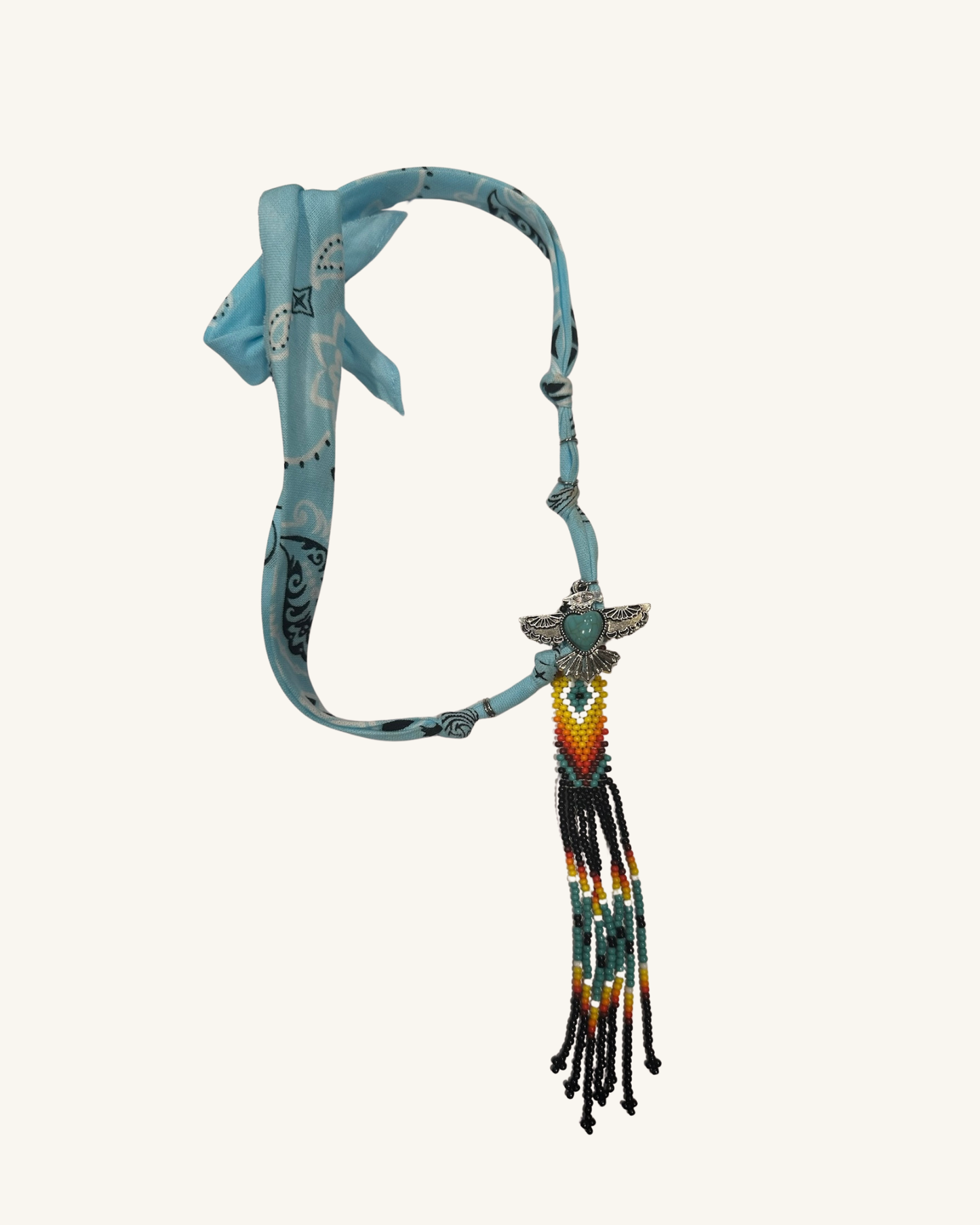 Collier Apache Bandana Bleu – Pendentifs & totem Perlé