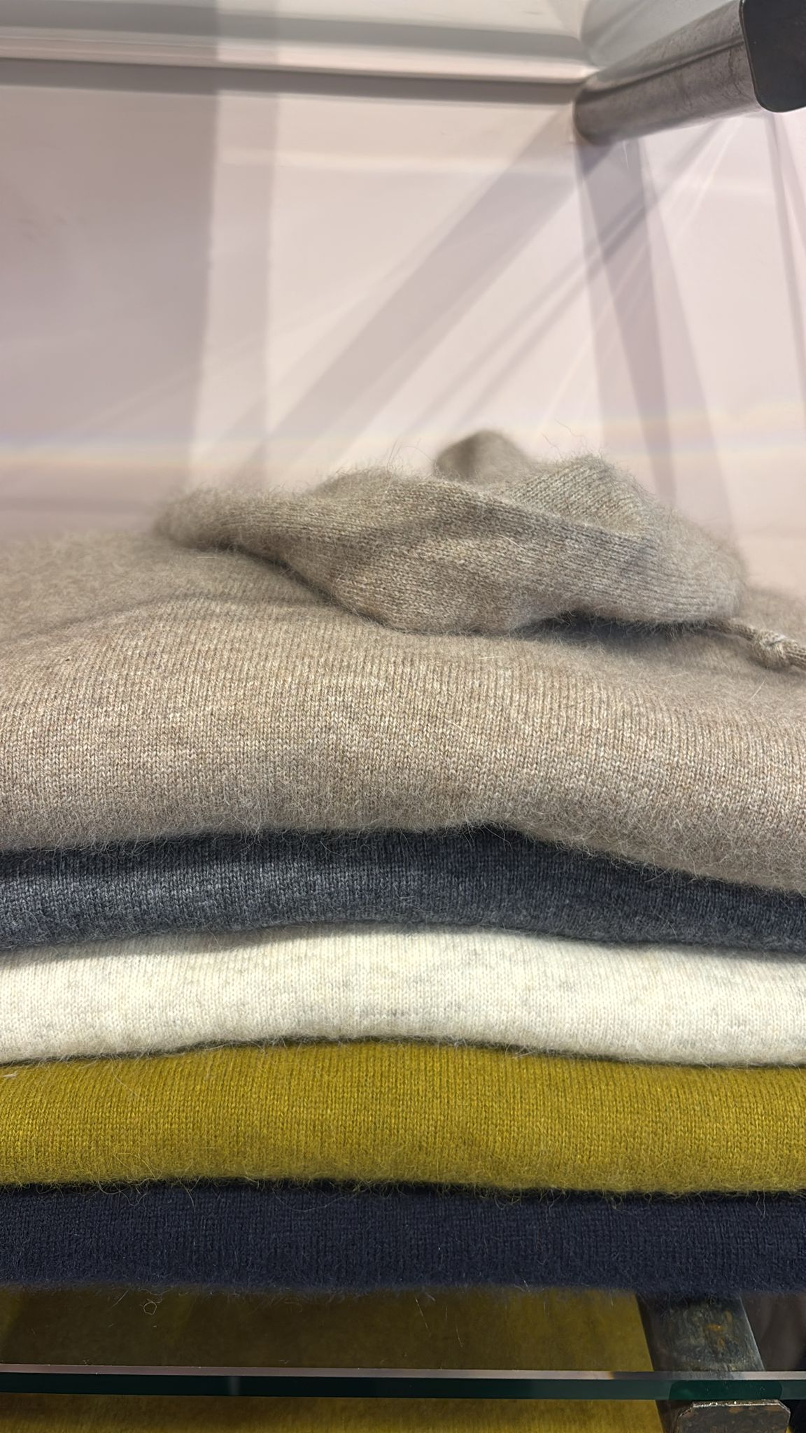 Pull à capuche en racoon et laine